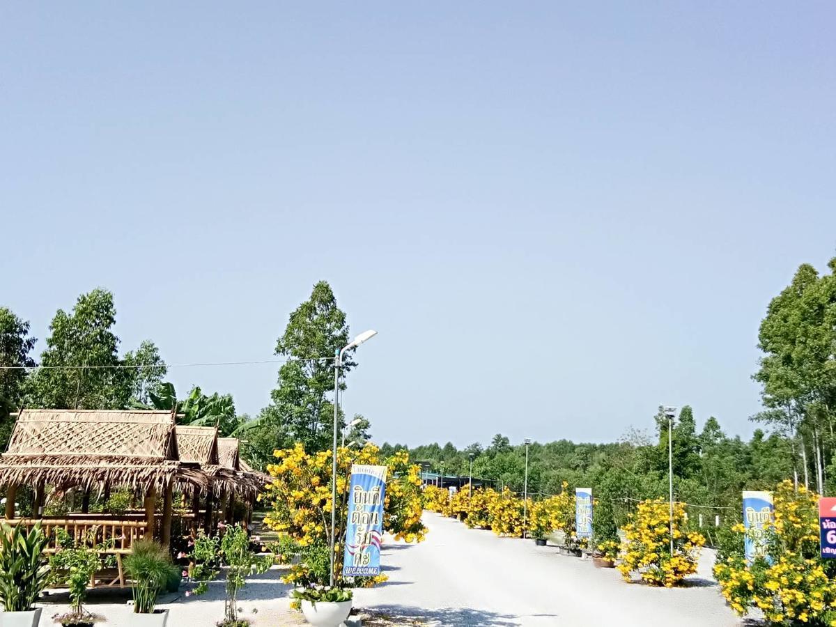 Hi Tech Resort Kabin Buri Exteriör bild