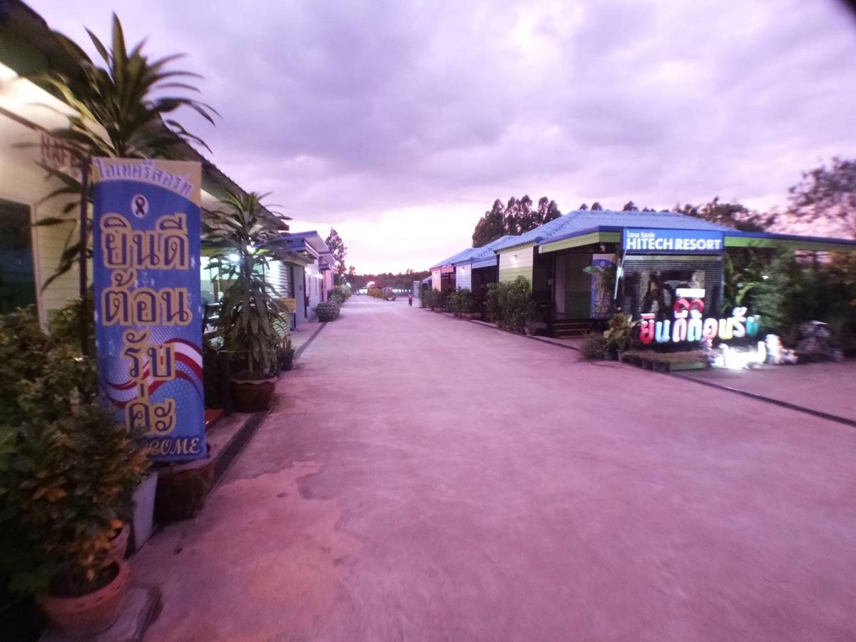 Hi Tech Resort Kabin Buri Exteriör bild
