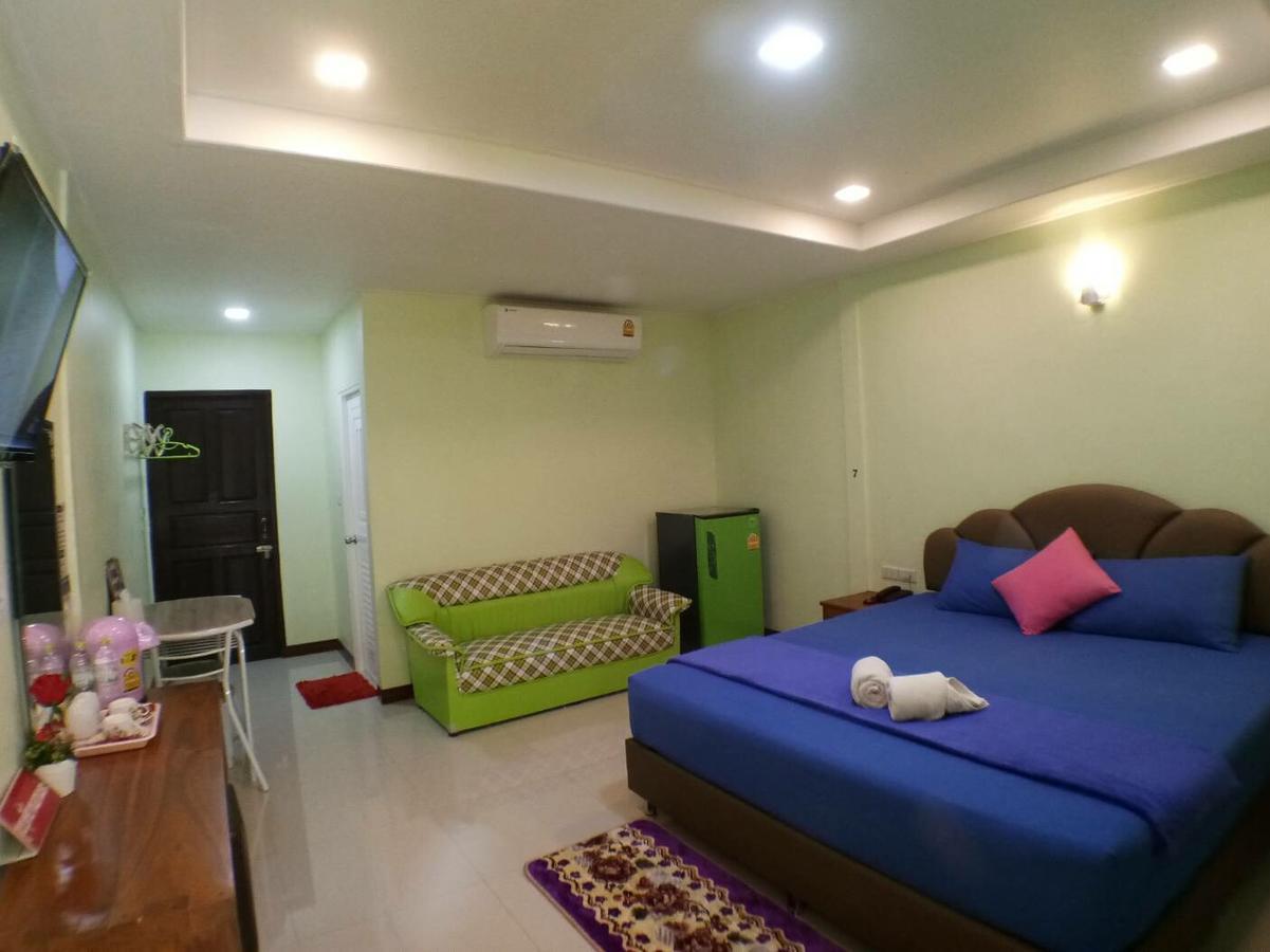 Hi Tech Resort Kabin Buri Exteriör bild